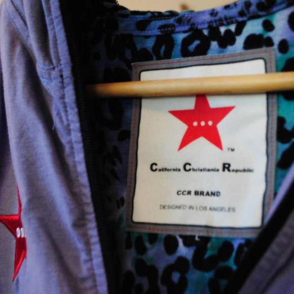 Unique Hooded Lavender Romper - Picture 11 of 12